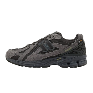 New Balance 1906D size? Exclusive Protection Pack Black Gray