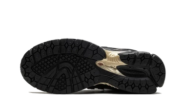 New Balance 1906R Kith Black