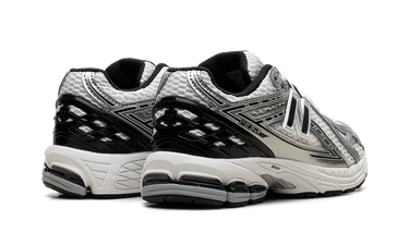 New Balance 1906R White Silver Metallic Black (PS)