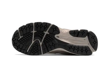 New Balance 2002R Marblehead