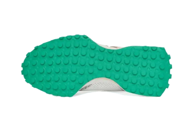 New Balance 327 Casablanca Holly Green Next Step