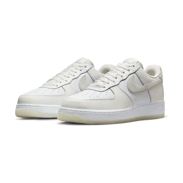 Nike Air Force 1 07 LV8 Summit White Phantom