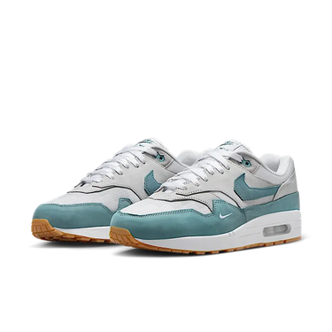 Nike Air Max 1 .SWOOSH Low Poly Adventure