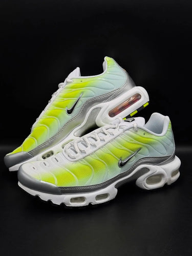 Nike Air Max Plus Cyber Glacier Blue Gradient Next Step