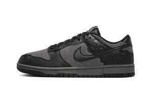 Nike Dunk Low Black Roses