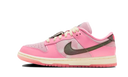 Nike Dunk Low LX Barbie