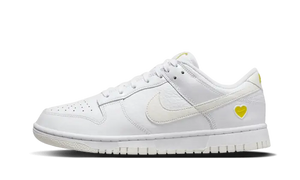 Nike Dunk Low Yellow Heart