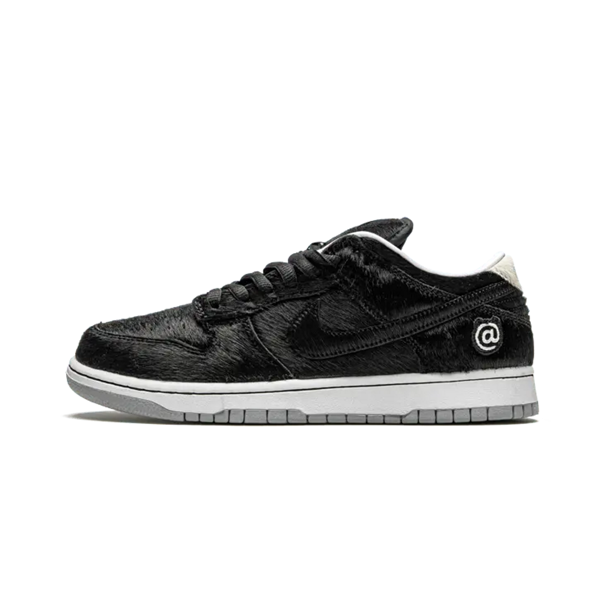 Nike SB Dunk Low BE@RBRICK Medicom Toy