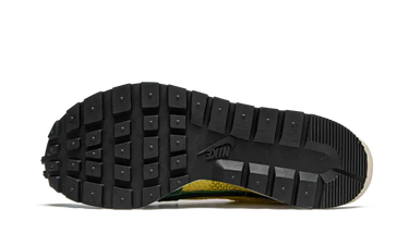 Nike Vaporwaffle Sacai Tour Yellow Stadium Green