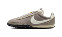 Nike Waffle Racer SE Moon Fossil Sail