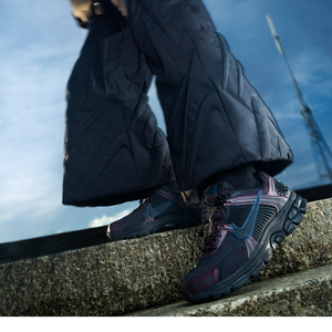 Nike Zoom Vomero 5 Burgundy Crush Midnight Navy