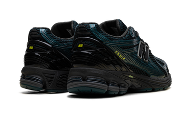 New Balance 1906R Medusa Green Black