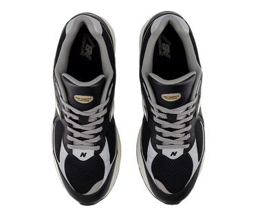 New Balance 2002R Black Sea Salt Gold Metallic