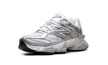 New Balance 9060 Raincloud Truffle Salt