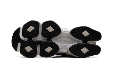 New Balance 9060 Raincloud Truffle Salt