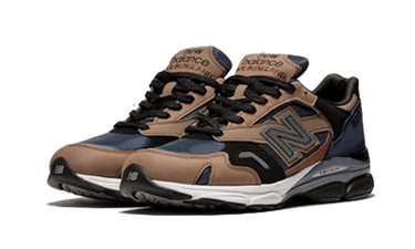 New Balance 920 MiUK Navy Beige Black