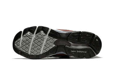 New Balance 920 MiUK Navy Beige Black