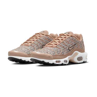 Nike Air Max Plus United in Victory