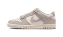 Nike Dunk Low SE Suede Beige