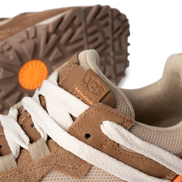 UGG RetroFi Low Chestnut