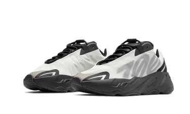 Yeezy Boost 700 MNVN Bone
