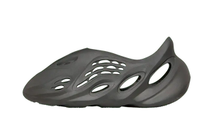 Yeezy Foam RNNR Carbon