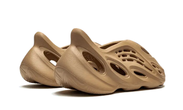 Yeezy Foam RNNR Ocher