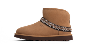 UGG Classic Mini Crescent Chestnut
