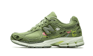 New Balance 2002R Bryant Giles Olive Green